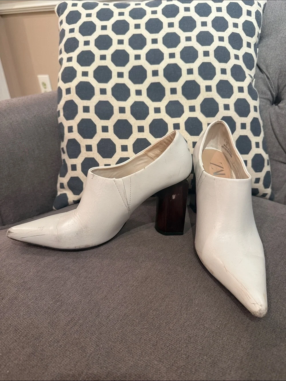 Zara White Pointed Leather Block-Heel Pumps